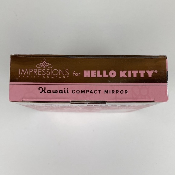 ✨Hello Kitty Kawaii compact mirror NIB - Picture 8 of 10